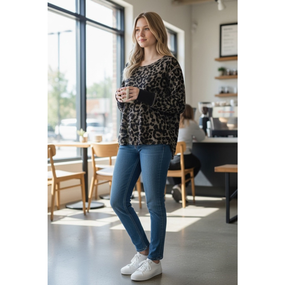 Women's SHEIN Plus Long Sleeve Thermal 2X Brown Black Leopard Print - Picture 4 of 4